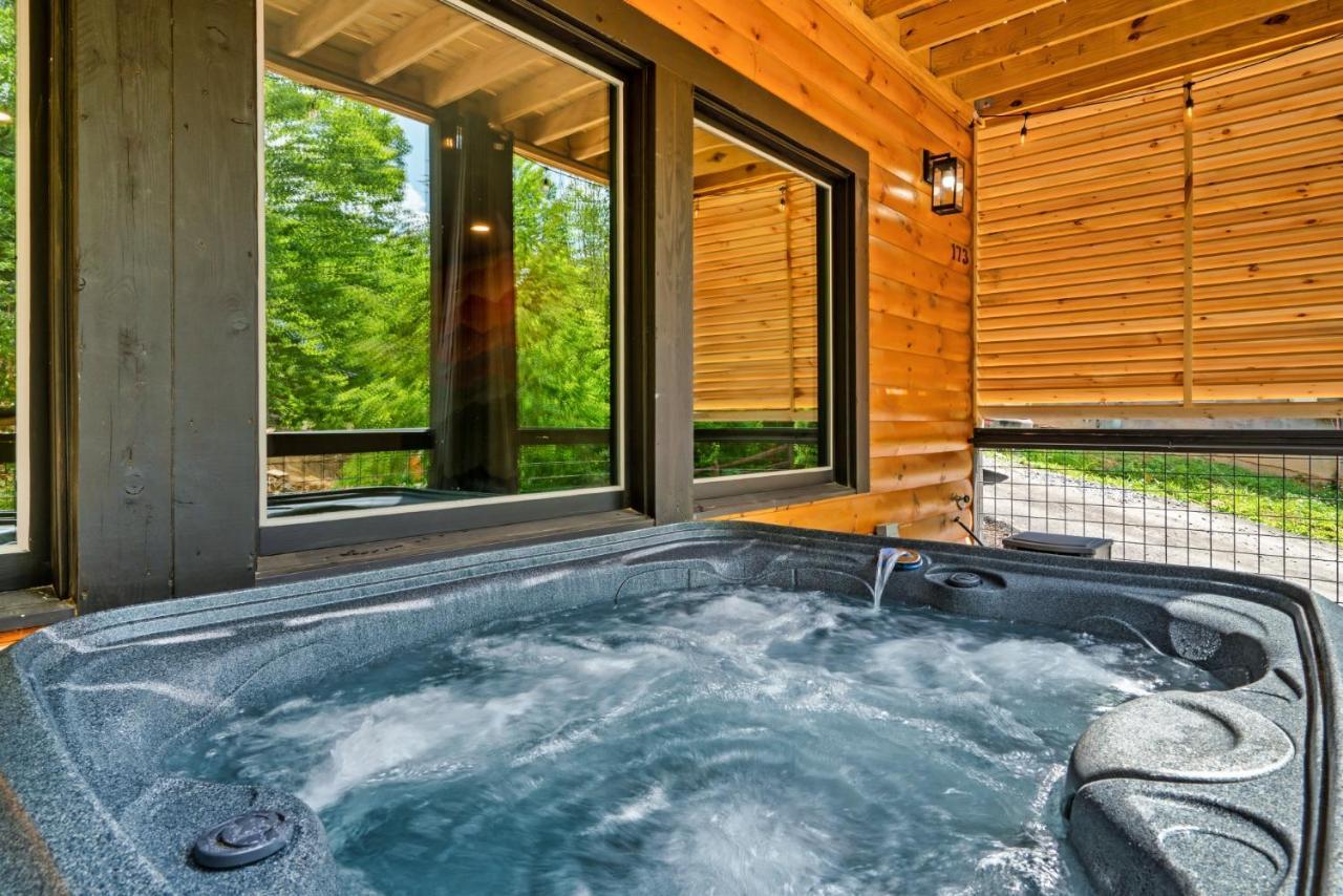 Whispering Pines Sevierville Exterior foto